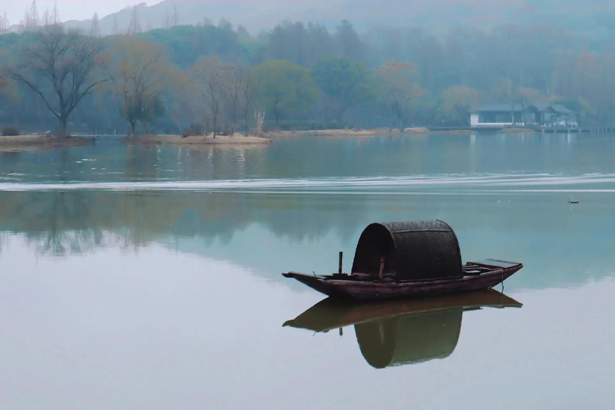 奋斗上升期不要和异性浪费时间诺亚书房_每天一篇深度长文,帮你升级思维与认知!诺亚书房官网_每天一篇深度长文,帮你升级思维与认知!