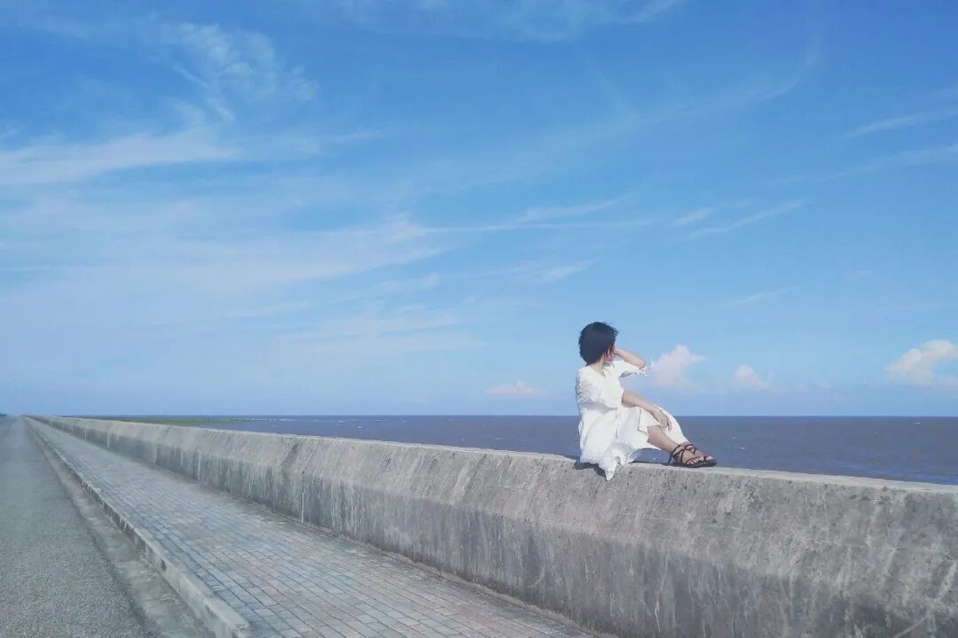 读书多了,人会变冷?诺亚书房_每天一篇深度长文,帮你升级思维与认知!诺亚书房官网_每天一篇深度长文,帮你升级思维与认知!