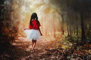 别再合群了，那会耗尽你诺亚书房_每天一篇深度长文，帮你升级思维与认知！诺亚书房官网_每天一篇深度长文，帮你升级思维与认知！