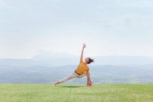 人一定要让事情主动发生诺亚书房_每天一篇深度长文,帮你升级思维与认知!诺亚书房官网_每天一篇深度长文,帮你升级思维与认知!