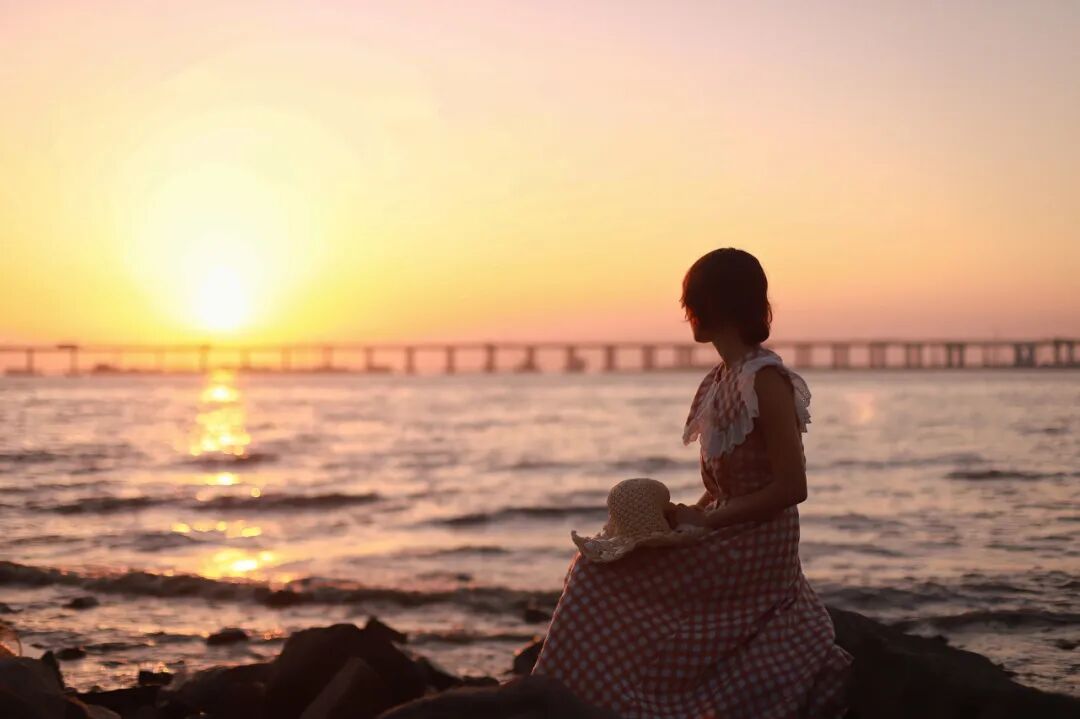 停止内耗：让花成花，让树成树诺亚书房_每天一篇深度长文，帮你升级思维与认知！诺亚书房官网_每天一篇深度长文，帮你升级思维与认知！